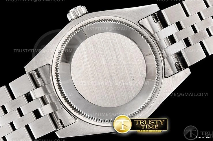 0309 RMDJ0254E – DJ Midsize 31mm Neat 831